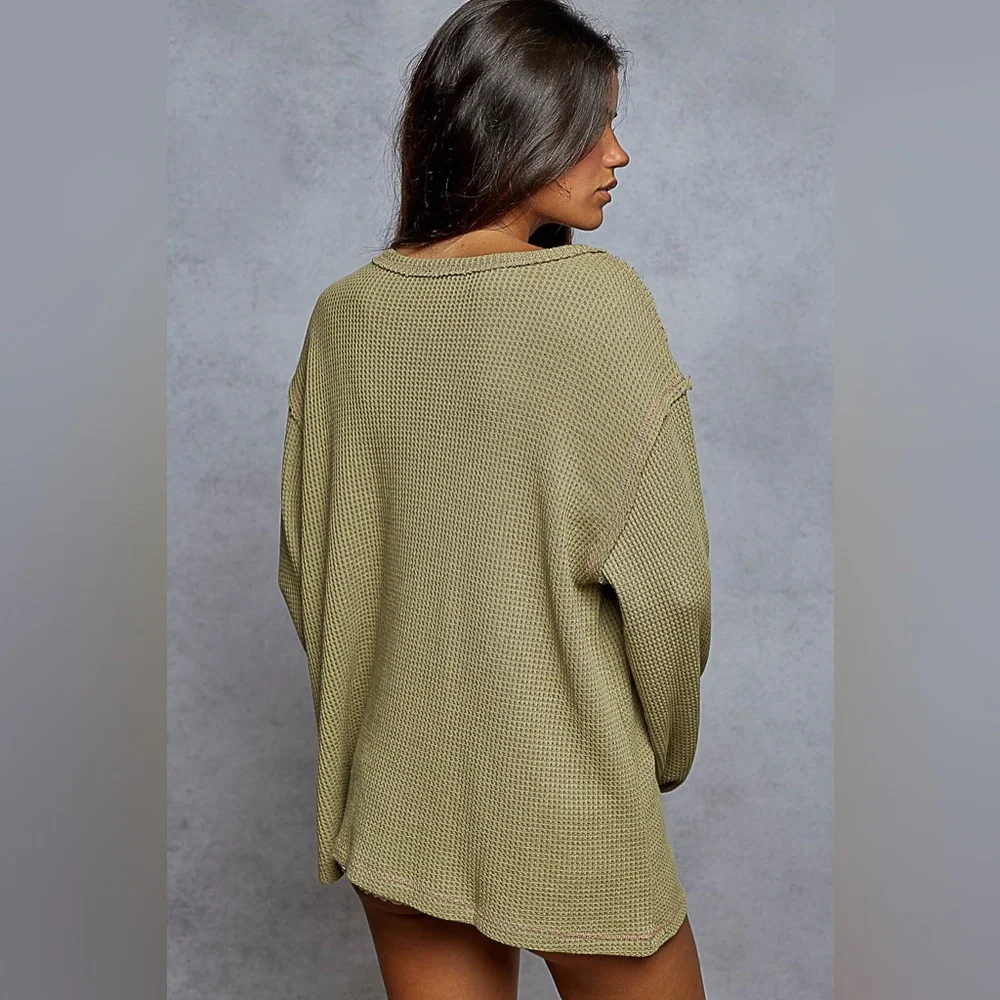 POL Olive Star Long Sleeve Top - Picture 6 of 6